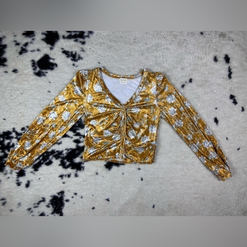 Women’s Gold Floral Velvet Long Sleeve Midi Cropped Button Shirt